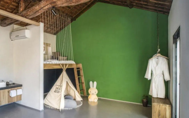Worth Waiting Boutique Hotel