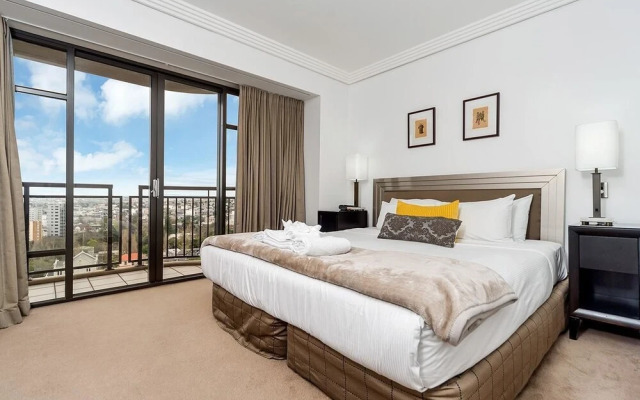QV Luxury Apartment with Indoor Pool - 445