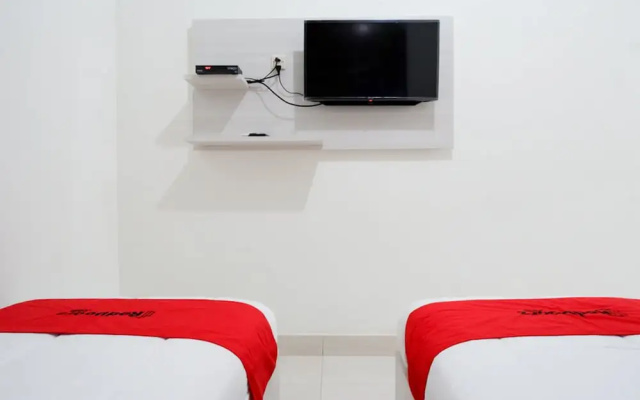 RedDoorz near Mataram University