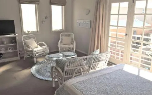 Fremantle Local Beach Studio