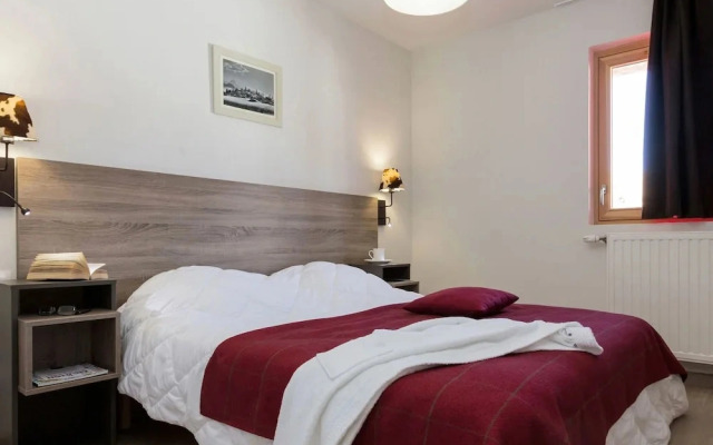 Chalet in Paradiski With Pool & Spa