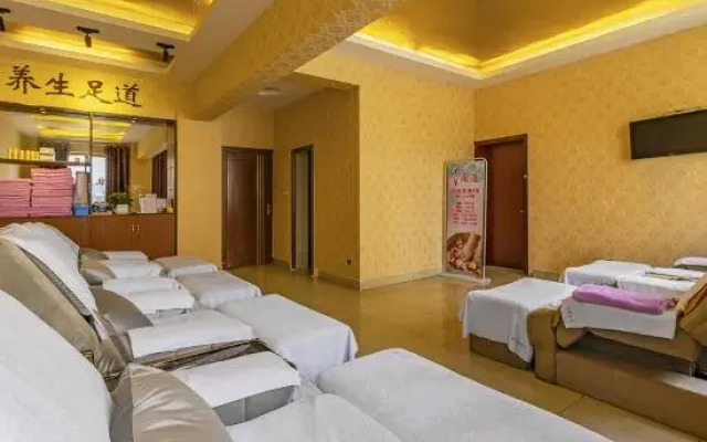 Anning Golden Harbor Hotel