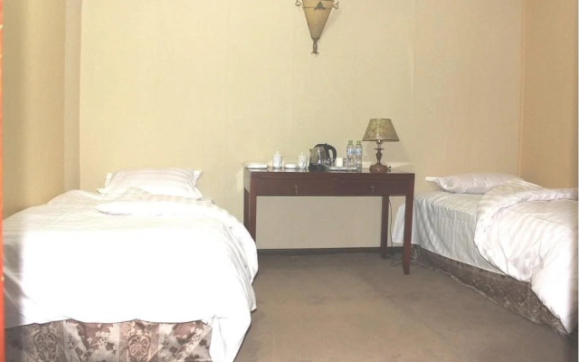 Xiushan International Business Hotel