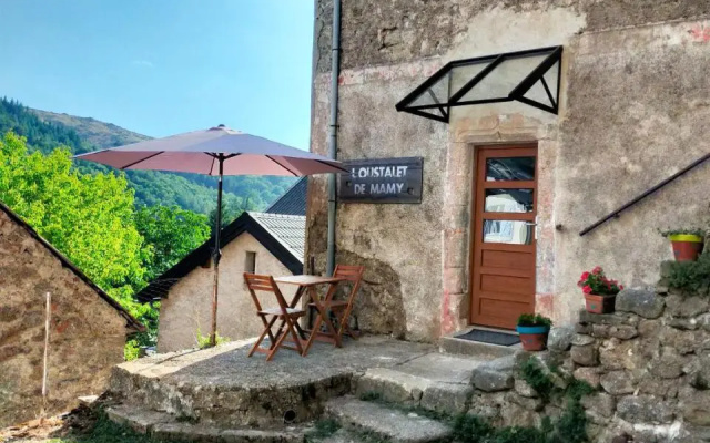 L'oustalet de Mamy (Adults Only)