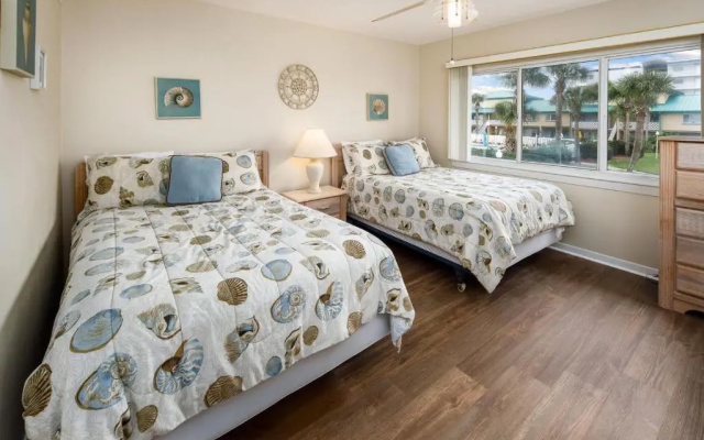 Seaspray Condos 113B