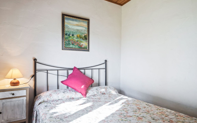 Lovely Apartment in Girona With Swimming Pool