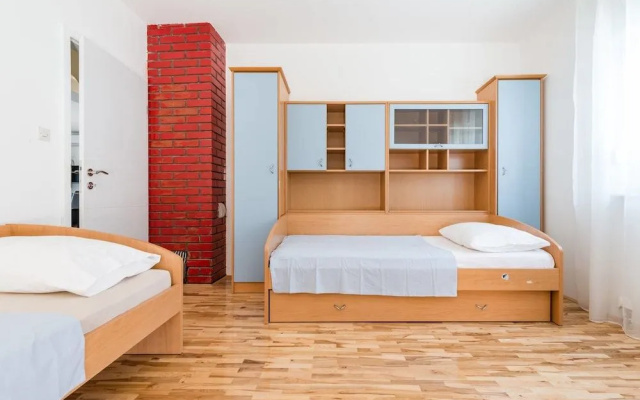 Apartment Gomilica
