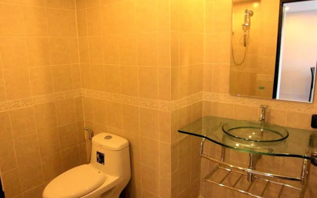 Park Lane Jomtien Resort - 1 Bed Sleeps 2