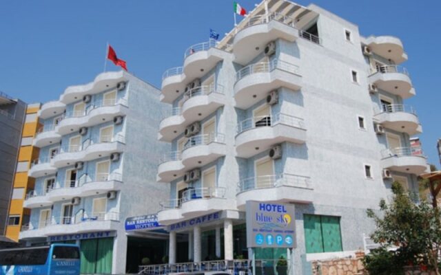 Hotel Blue Sky вид на фасад