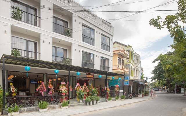 Backhome Hotel - Hostel вид на фасад