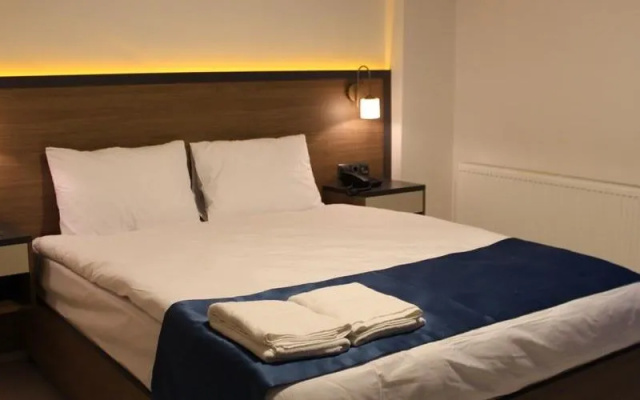 Yelken Otel