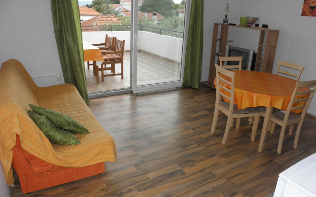 Apartment Ante - free parking: A1 Sveti Filip i Jakov, Riviera Biograd