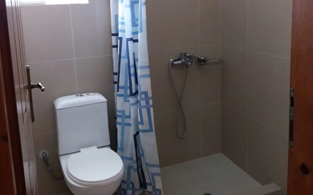 Luxurious Holiday Home in Vamos Plaka With Swimming Pool