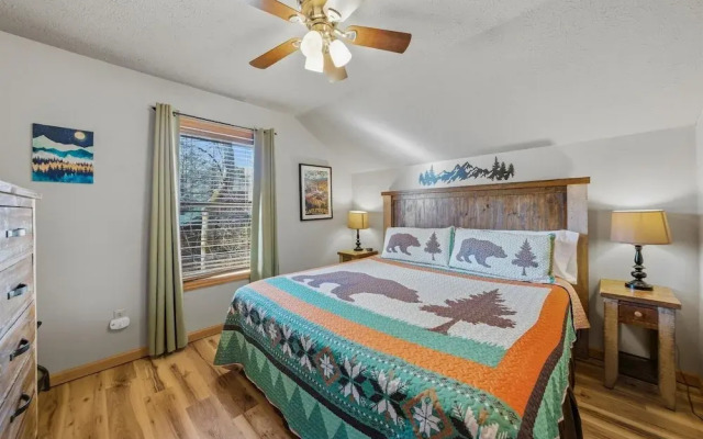 Divine Escape - Two Bedroom Chalet