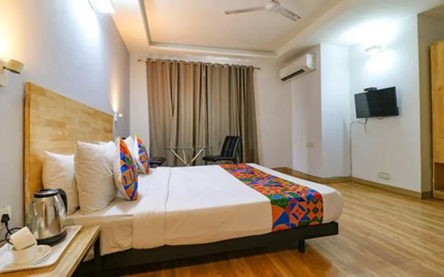 Hotel JPM Stay - East of  Kailash