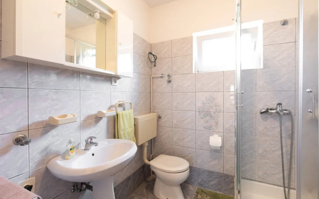 2-bedroom Krk Apartment - Near Krk Beaches & Town!