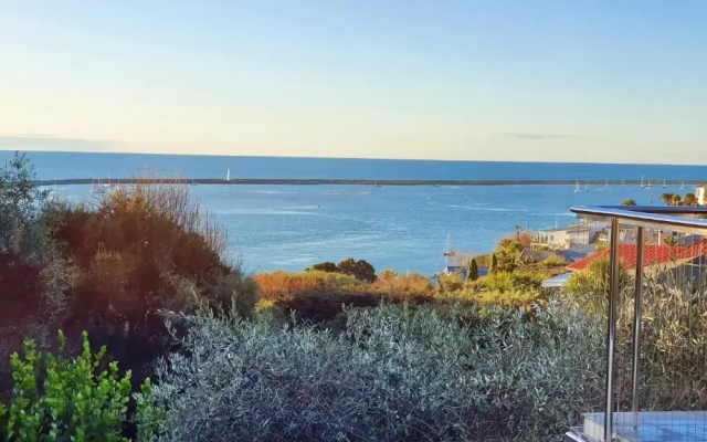 Lighthouse Vista