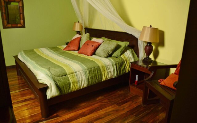 Finca Vibran Bed and Breakfast in San Pablo de Heredia, Costa Rica from 180$, photos, reviews - zenhotels.com hotel front