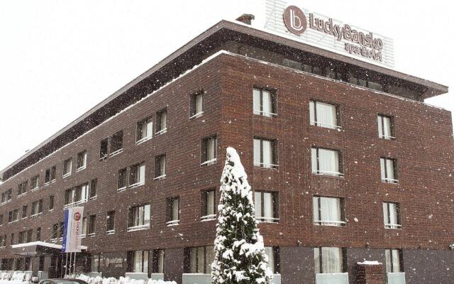 Отель Lucky Bansko Aparthotel SPA & Relax Болгария, Банско - отзывы, цены и фото номеров - забронировать отель Lucky Bansko Aparthotel SPA & Relax онлайн вид на фасад
