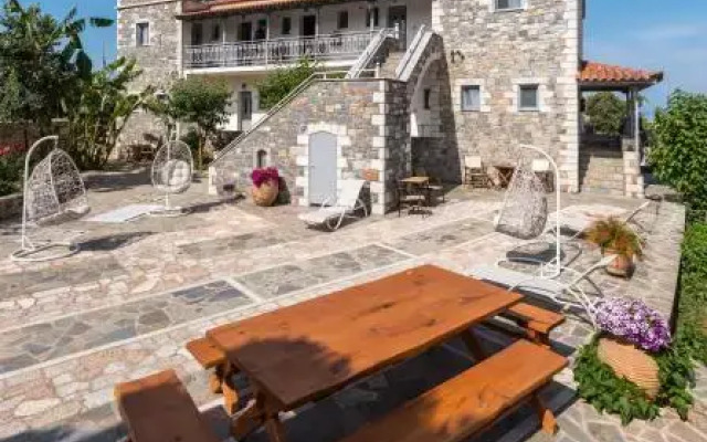 Lakonia studios