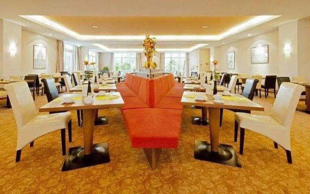 Artis Suite Hotel