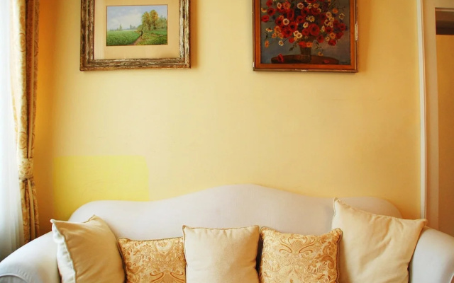 Bohemia Antique Apartment