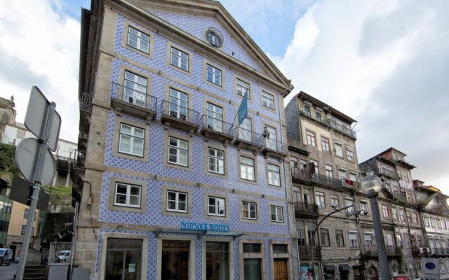 Отель Bluesock Hostels Porto вид на фасад