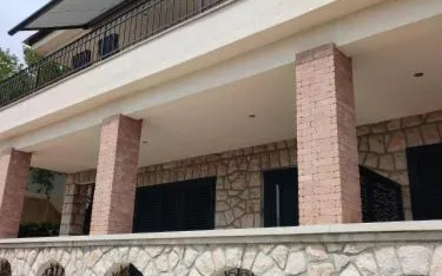 Biuk Apartments
