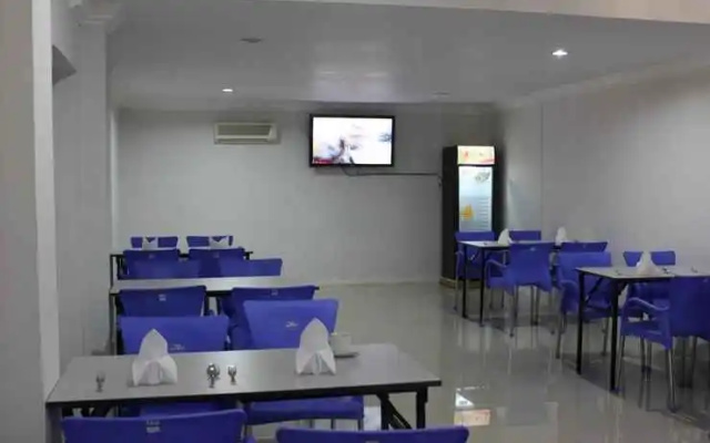 Royal Parbina Hotel
