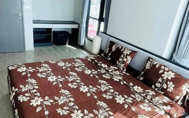 2 Bed Room, Large Living Room at Central Pattaya