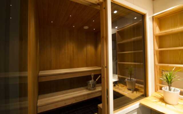 Отель 2ndhomes Helsinki Center Penthouse сауна