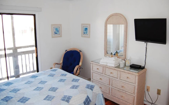 Pelican's Landing 308 - 3 Br Condo