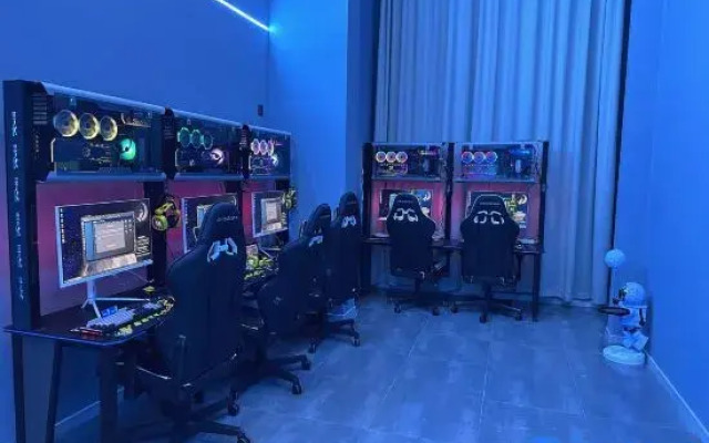 Y² E-sports Homestay