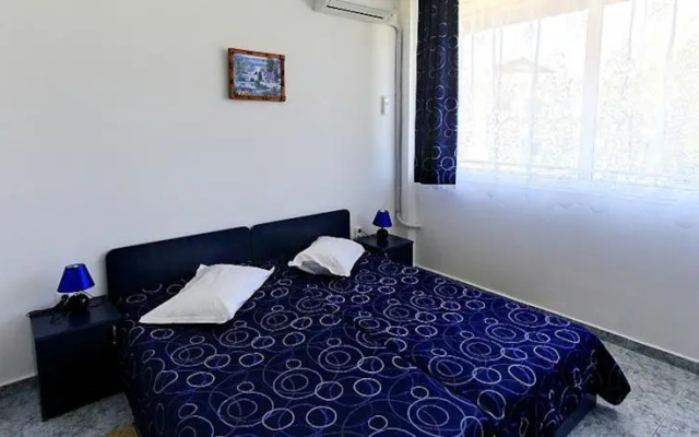 Hotel Sirius