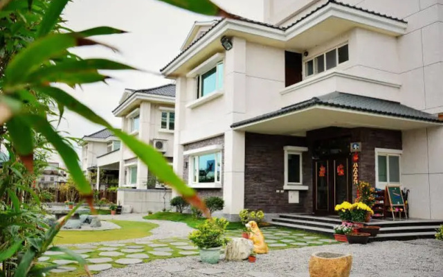 Tao Lin Cottages