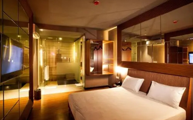 Illigals Hotel