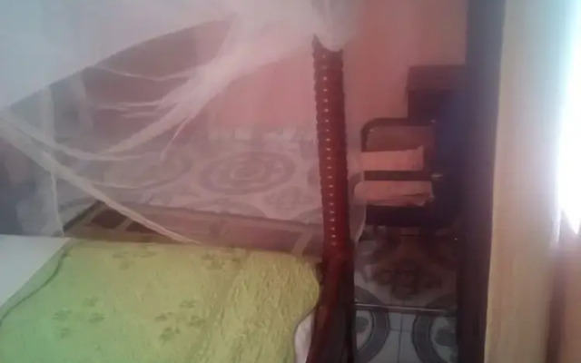 Famouse Guest House