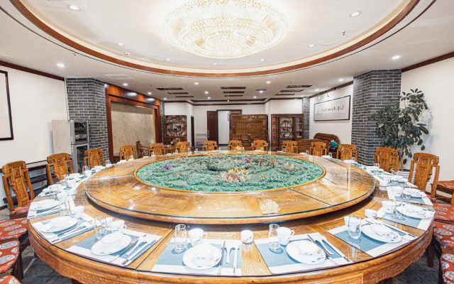 Sheng Bang Hotel