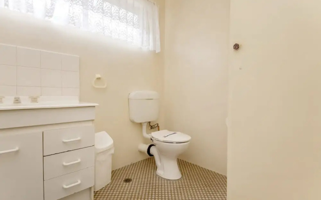 Quarterdeck, Unit 4/12 Magnus Street