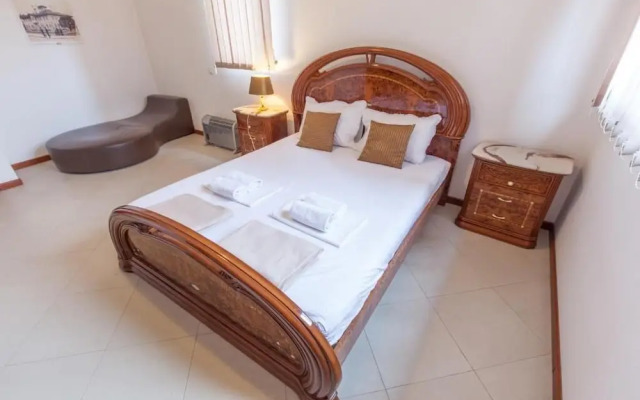 Belgrade Hills Villa and Suites