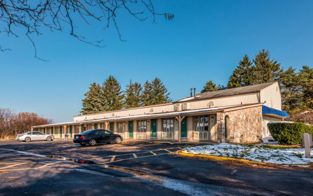 Legacy Inn & Suites Wadsworth