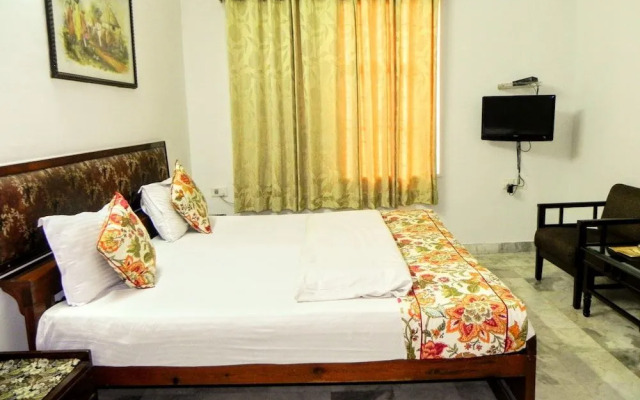 Hotel Kishan Kunj