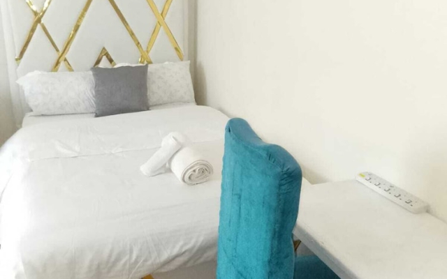 Chi Suites