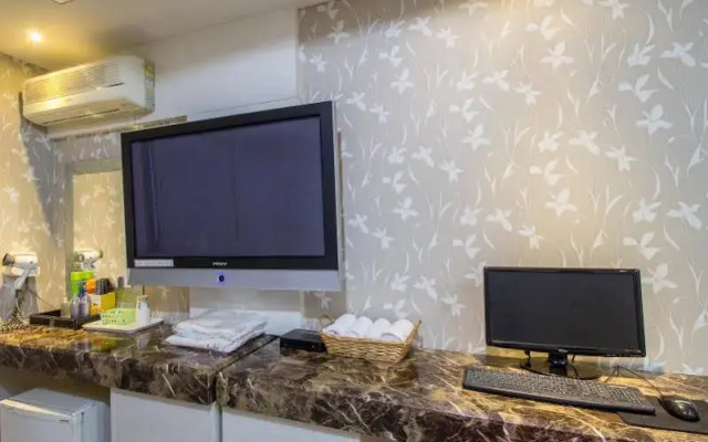 Jeongseong Hotel