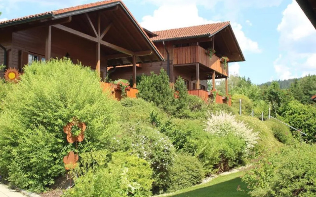 Ferienwohnungen Holzferienhäuser Leithenwald