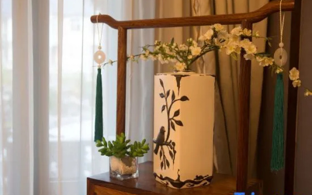 Yunshang Grassland Yishan Yishe Wild Luxury Guesthouse