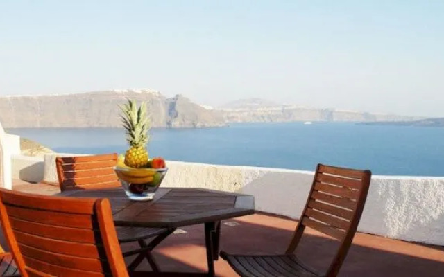 Oia Cave Houses