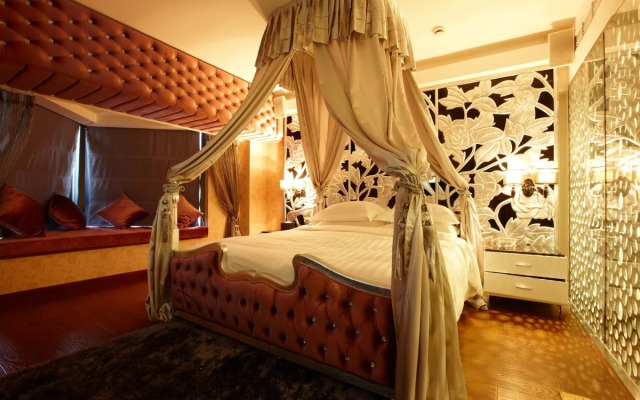 We Love Hotel Shanghai Taopu Branch