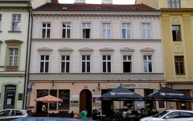 Апартаменты Spacious Apartments in Heart of Prague вид на фасад