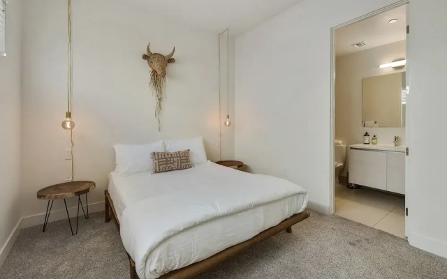Monument Suite - Stroll to OT Scottsdale